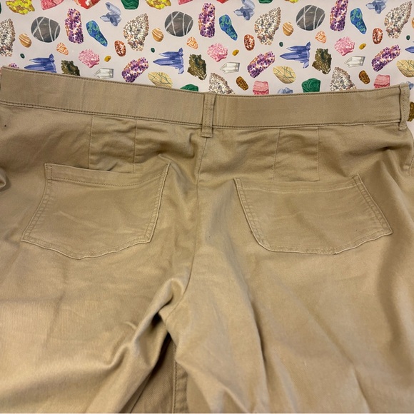 Universal Standard Tan Wide Leg Pants - Picture 5 of 5